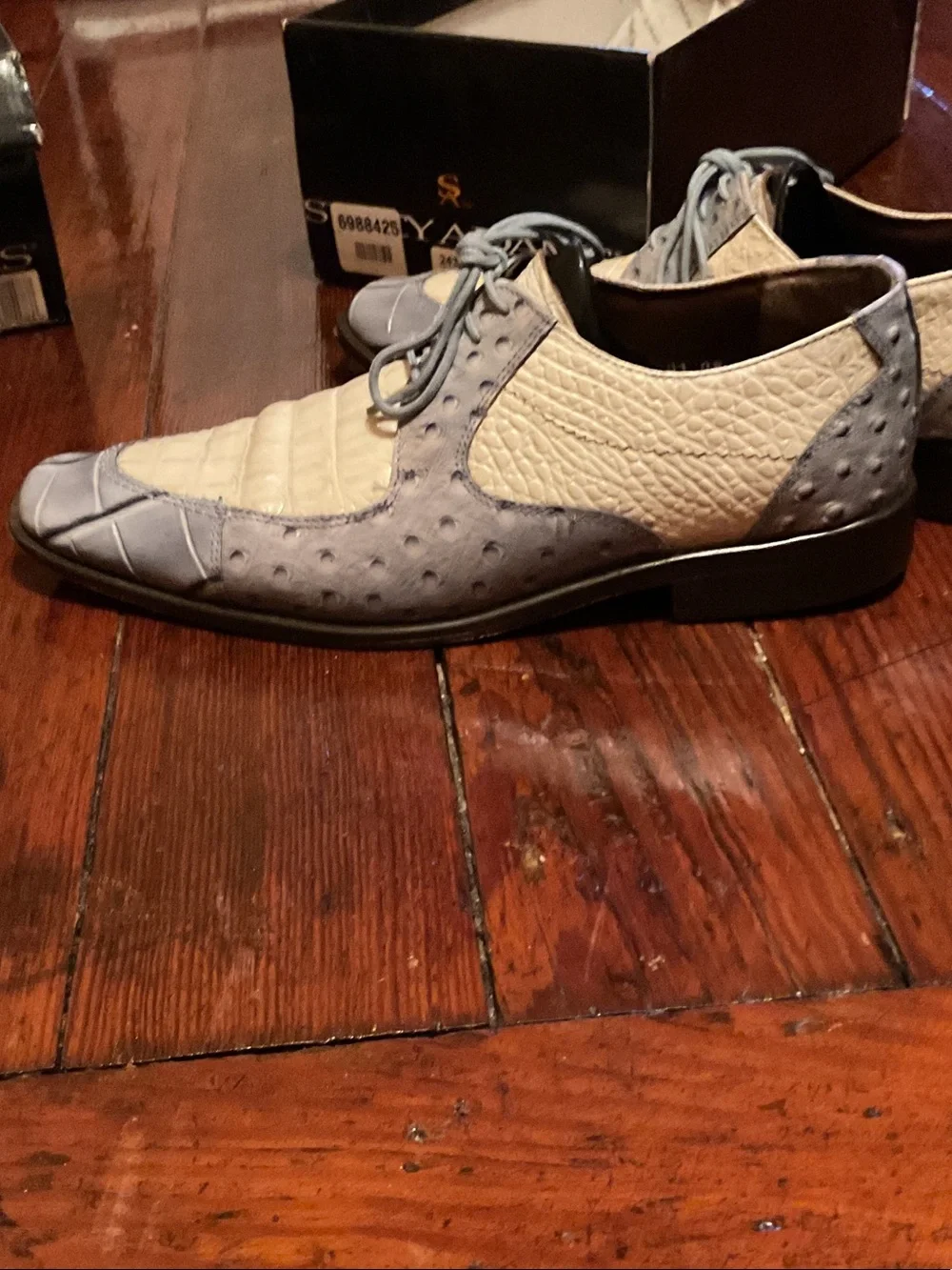 Stacy Adams Two-Tone Gray & Cream Men's Oxford Dress Shoes